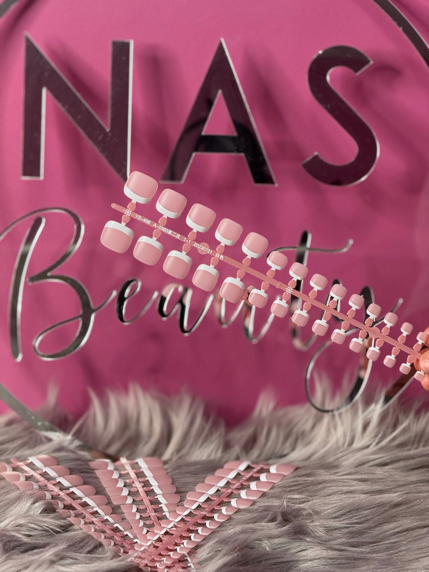 Pink Toe Press On Set